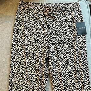 Forever 21 | Cheetah Print Pants 🐆